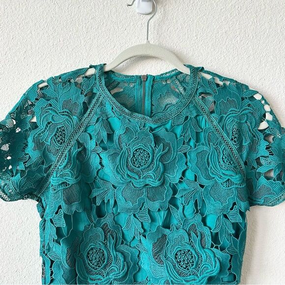 NWT Saylor Valencia Lace Dress in Teal Size Small - Picture 5 of 9